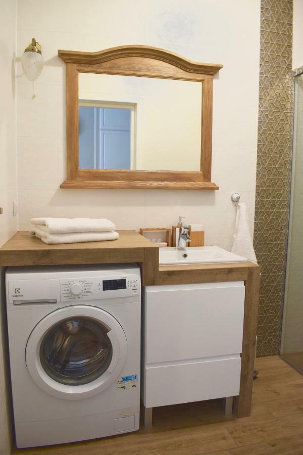 Appartamento Kolobrzeg Apartament 2 Pokojowy Bursztynowe Esterno foto