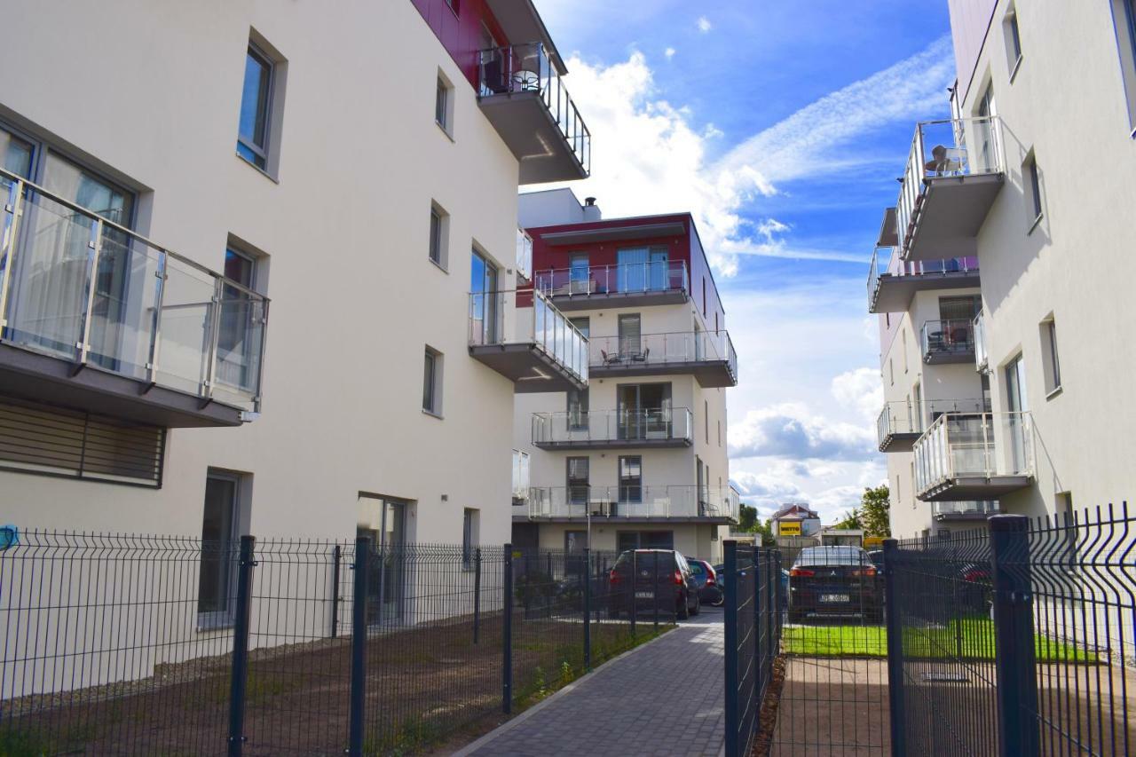 Appartamento Kolobrzeg Apartament 2 Pokojowy Bursztynowe Esterno foto
