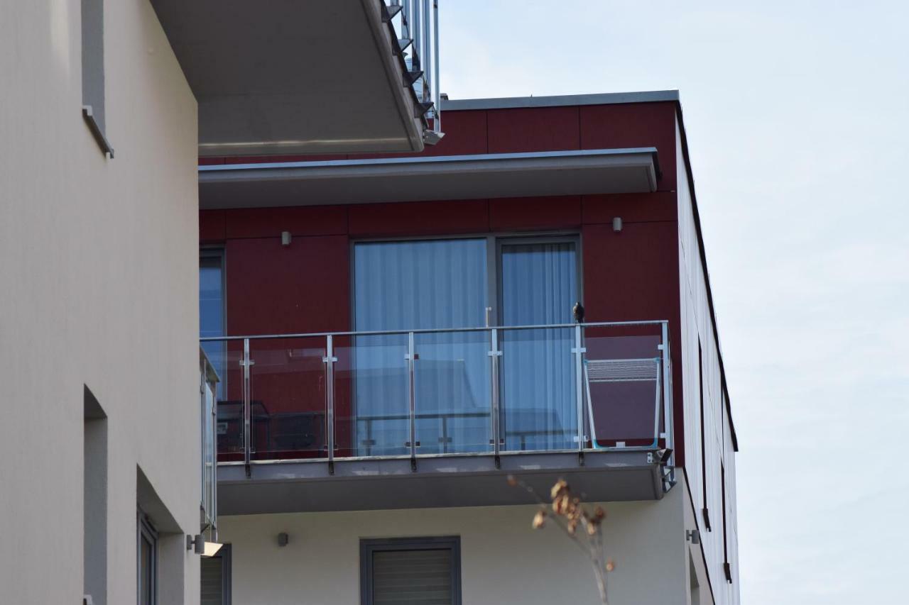 Appartamento Kolobrzeg Apartament 2 Pokojowy Bursztynowe Esterno foto
